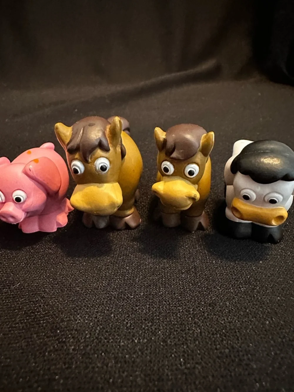 Learning Resources Mini Toy Farm Animal Set - Ducks, Pigs, Cow, Horses 7 Pieces